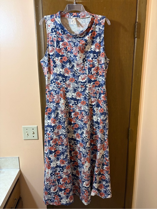 Pact Dresses & Skirts - Pact floral organic cotton sleeveless midi dress